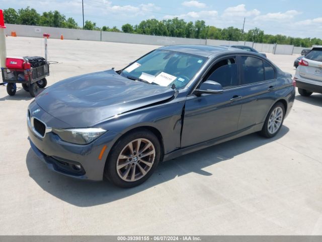 WBA8E1G5XGNT35725 BMW 320i