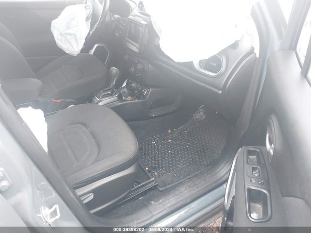 ZACCJBBB7JPG99109 Jeep Renegade Latitude 4x4