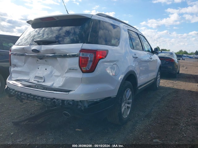 Ford EXPLORER XLT 2018 1FM5K8D80JGA35088 Image 4