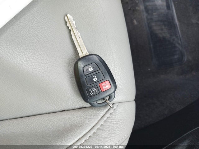 Toyota Rav4 Xle 2016 2T3WFREV7GW263416 Image 11