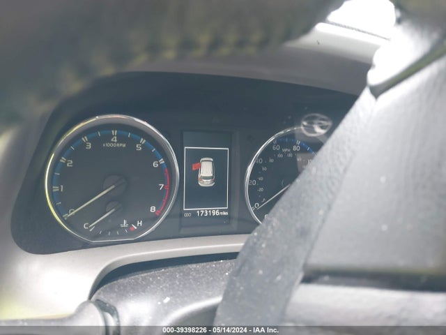 Toyota Rav4 Xle 2016 2T3WFREV7GW263416 Image 15