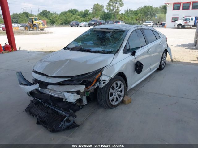 5YFEPMAE2NP300462 Toyota COROLLA LE