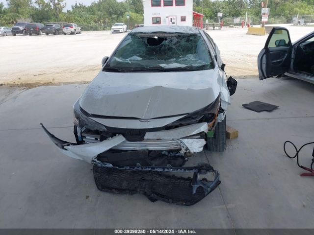 5YFEPMAE2NP300462 Toyota COROLLA LE