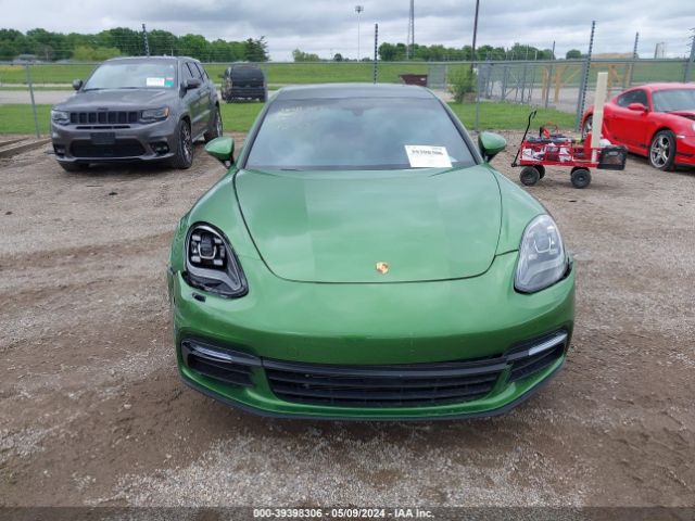 WP0AB2A70JL135873 Porsche Panamera 4s