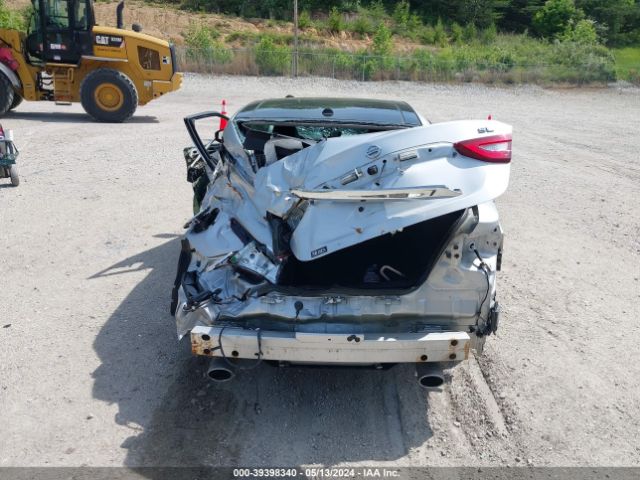 1N4AA6AP9JC384530 Nissan Maxima 3.5 Sl