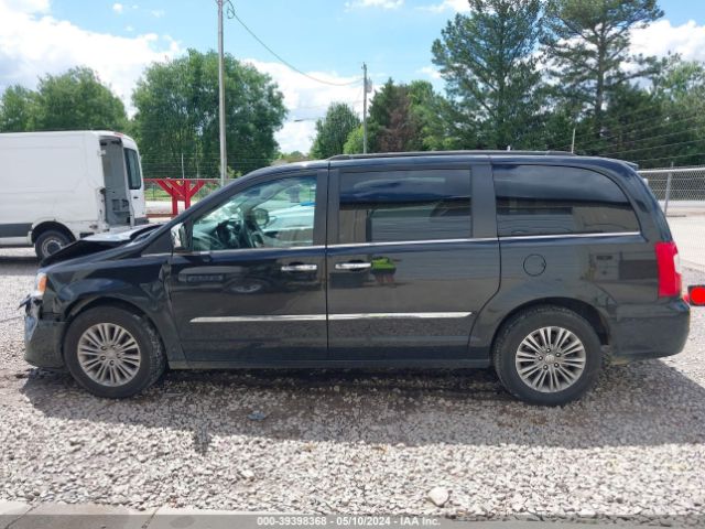 2C4RC1CG7GR232057 Chrysler Town & Country Touring-l Anniversary Edition