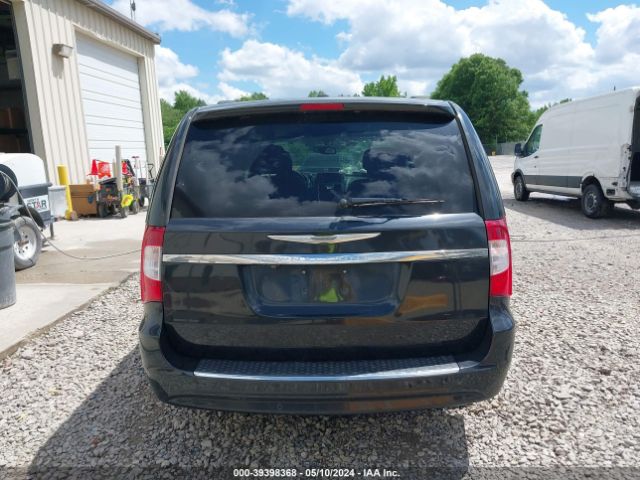 2C4RC1CG7GR232057 Chrysler Town & Country Touring-l Anniversary Edition