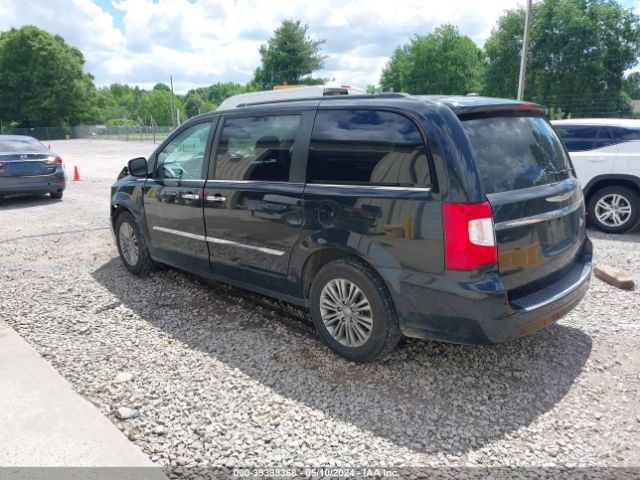 2C4RC1CG7GR232057 Chrysler Town & Country Touring-l Anniversary Edition