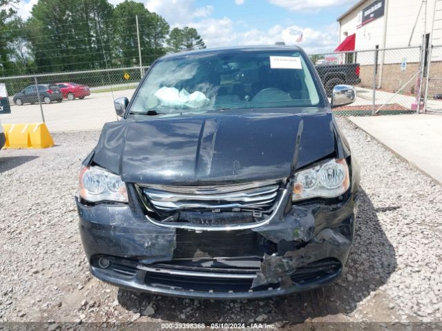 2C4RC1CG7GR232057 Chrysler Town & Country Touring-l Anniversary Edition