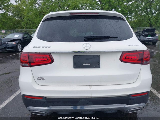 W1N0G8EB1LF824104 Mercedes-Benz Glc 300 4matic