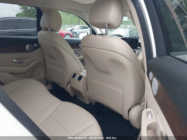 W1N0G8EB1LF824104 Mercedes-Benz Glc 300 4matic
