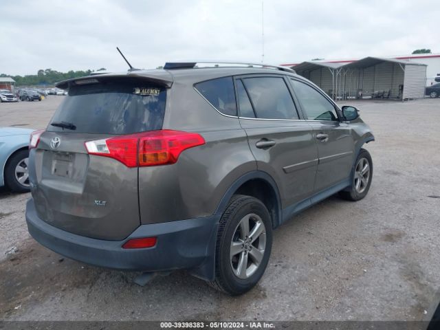 JTMWFREV7FD074843 Toyota Rav4 Xle