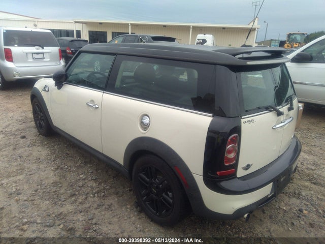 2012 MINI COOPER S CLUBMAN WMWZG3C54CTY38253 Photo 2