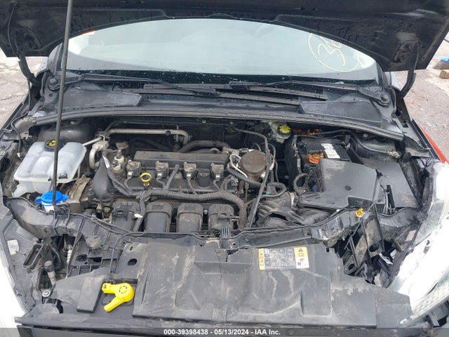 Ford FOCUS SE 2015 1FADP3F25FL340927 Image 10