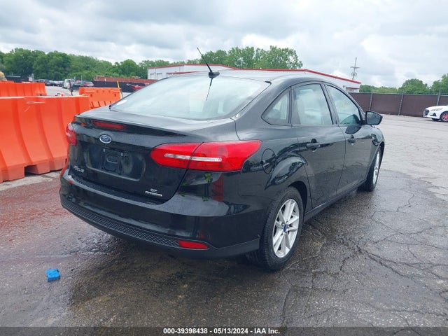 Ford FOCUS SE 2015 1FADP3F25FL340927 Image 4