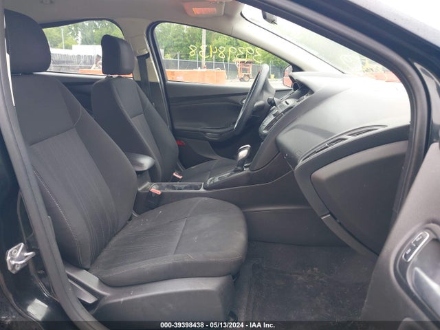 Ford FOCUS SE 2015 1FADP3F25FL340927 Image 5