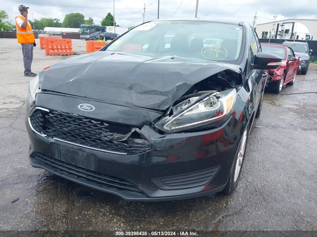 Ford FOCUS SE 2015 1FADP3F25FL340927 Image 6