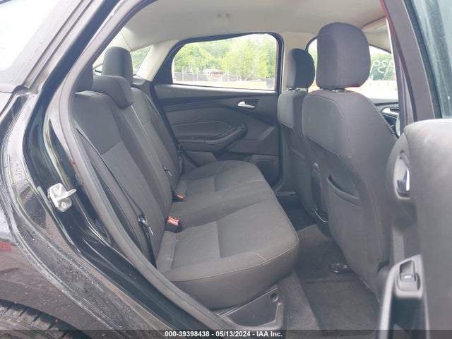 Ford FOCUS SE 2015 1FADP3F25FL340927 Image 8