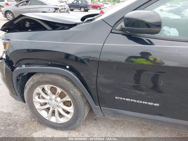1C4PJMCB6MD188876 Jeep Cherokee Latitude 4x4