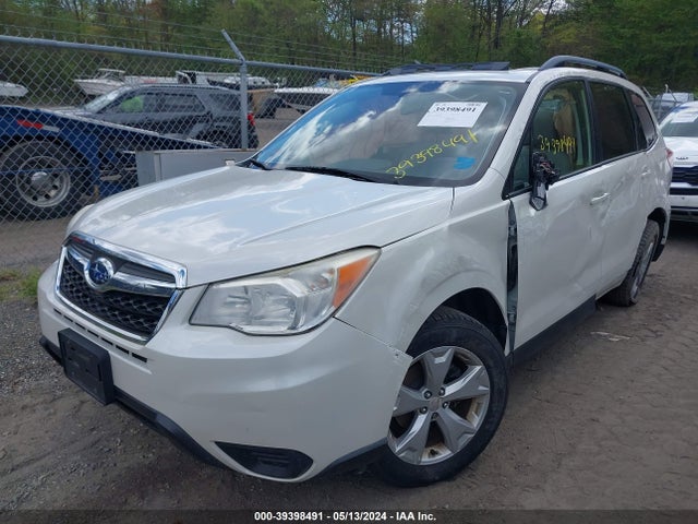 Subaru Forester 2.5i Premium 2015 JF2SJADC2FH527677 Image 2