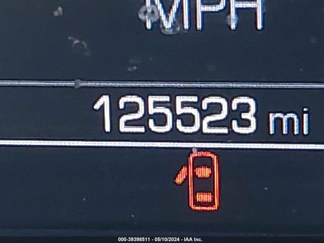 Chevrolet IMPALA 1LT 2018 2G1105S30J9163708 Image 16