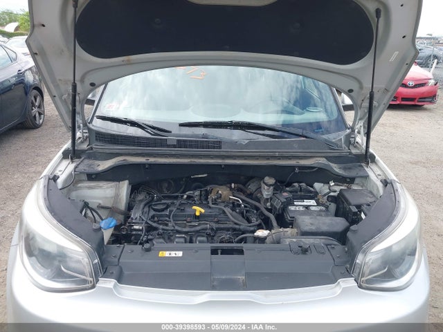 KIA SOUL + 2014 KNDJP3A56E7718338 Image 10