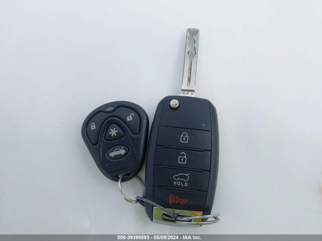 KIA SOUL + 2014 KNDJP3A56E7718338 Image 11