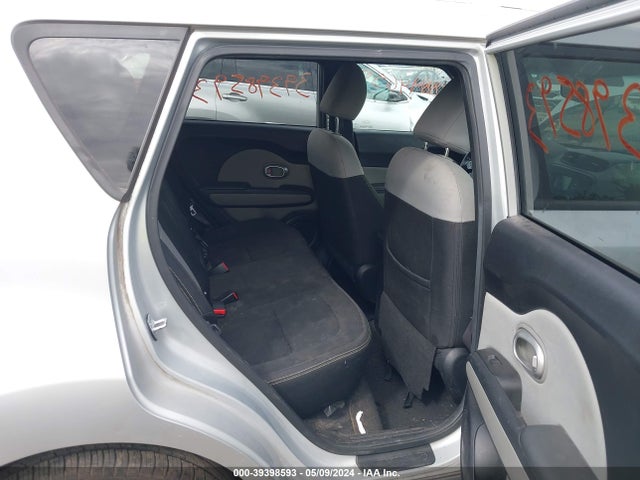 KIA SOUL + 2014 KNDJP3A56E7718338 Image 8