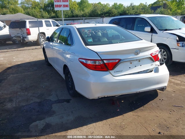 Toyota CAMRY SE 2015 4T1BF1FK9FU914170 Image 3