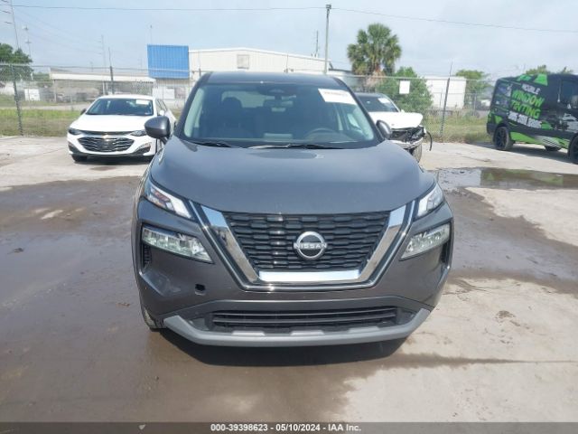 5N1BT3BA9PC898660 Nissan Rogue Sv Fwd