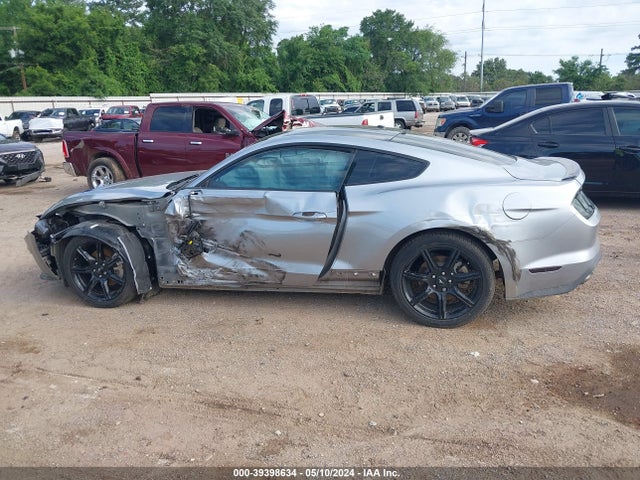Ford Mustang Ecoboost Premium Fastback 2020 1FA6P8TH5L5114918 Image 15