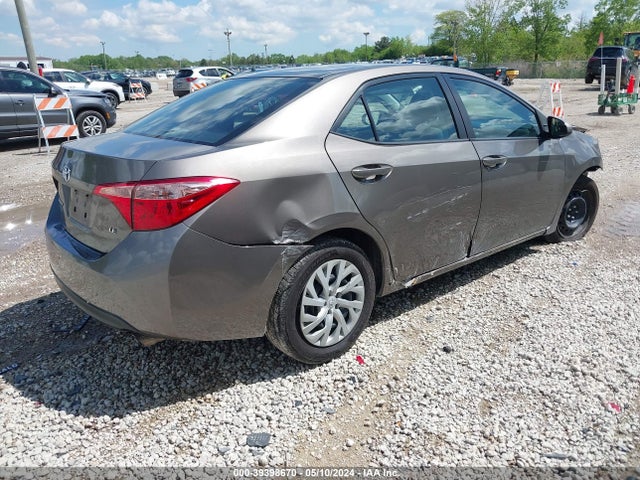 Toyota COROLLA LE 2017 2T1BURHE6HC879166 Image 4