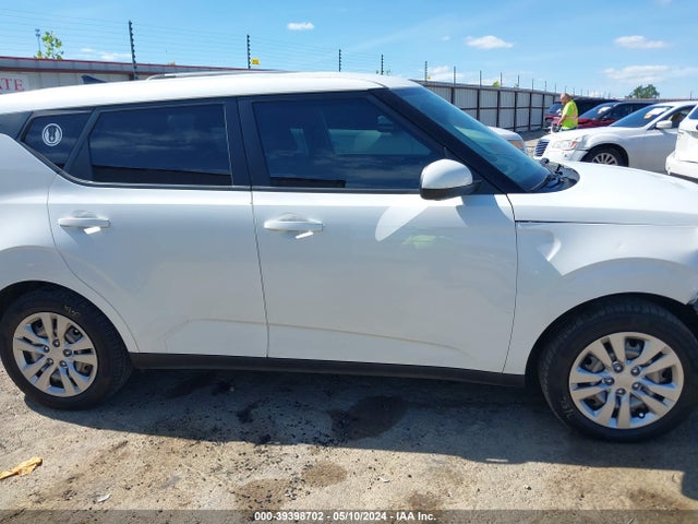 KIA SOUL LX 2020 KNDJ23AU7L7040458 Image 14