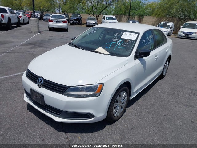 3VW2K7AJ5EM275139 Volkswagen Jetta 2.0l S