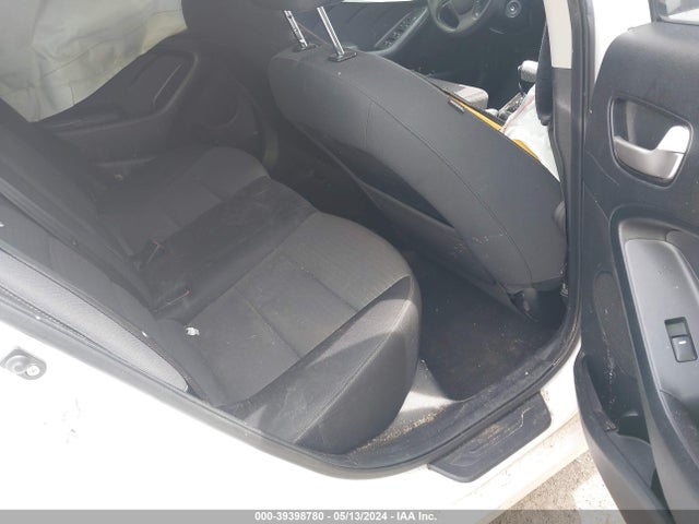 KIA FORTE LX 2017 3KPFL4A75HE007064 Image 8