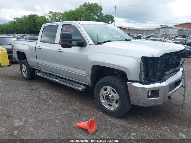 2015 1GC1KVEG4FF546968 main image