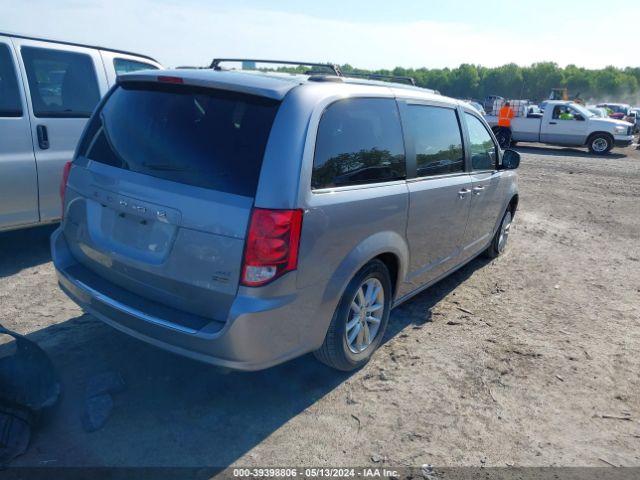 2C4RDGCG6JR214639 Dodge Grand Caravan Sxt
