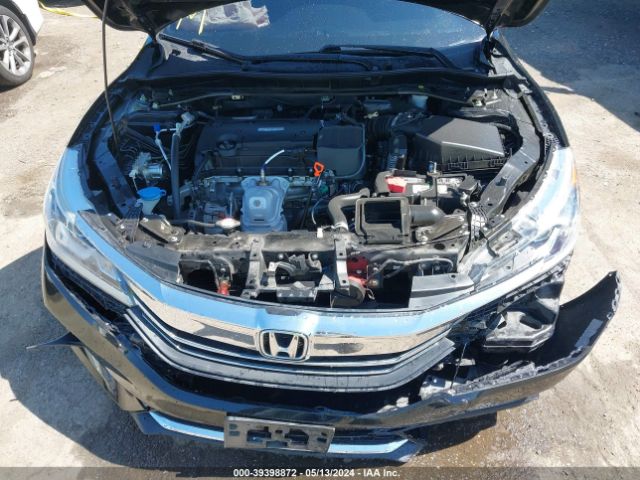 1HGCR2F10HA195832 Honda Accord Sport Se