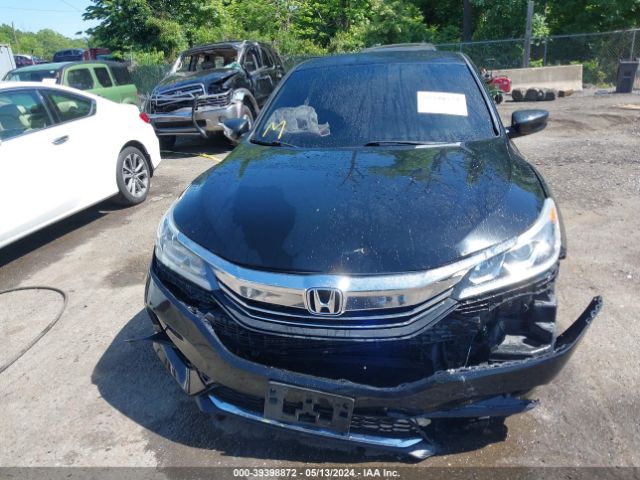 1HGCR2F10HA195832 Honda Accord Sport Se