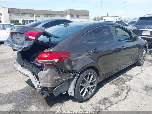 KIA FORTE LX 2017 3KPFK4A76HE102686 Image 4