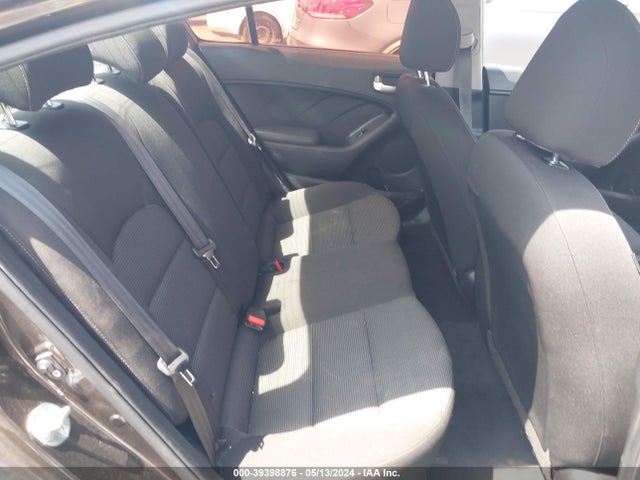 KIA FORTE LX 2017 3KPFK4A76HE102686 Image 8