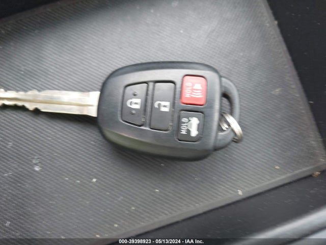 Toyota CAMRY LE 2015 4T4BF1FK1FR490554 Image 11