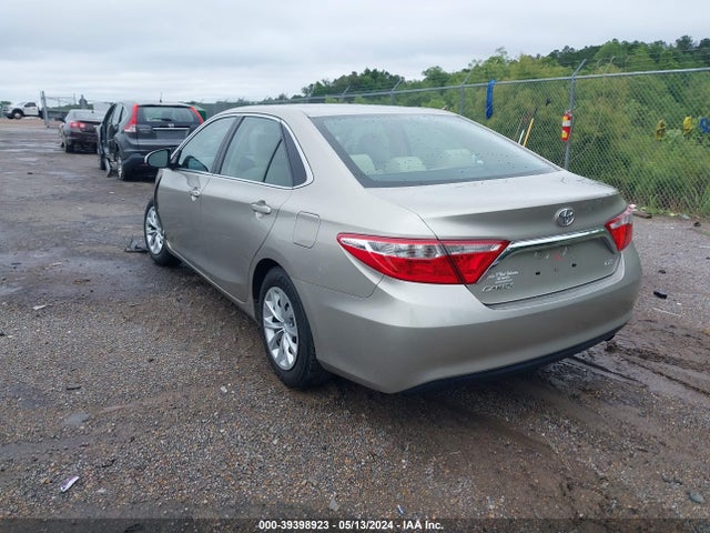 Toyota CAMRY LE 2015 4T4BF1FK1FR490554 Image 3