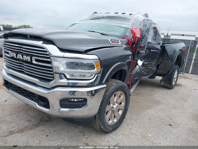 39398929 :رقم المزاد ، 3C6UR5FL0NG280552 vin ، 2022 Ram 2500 Laramie  4x4 6'4 Box مزاد بيع
