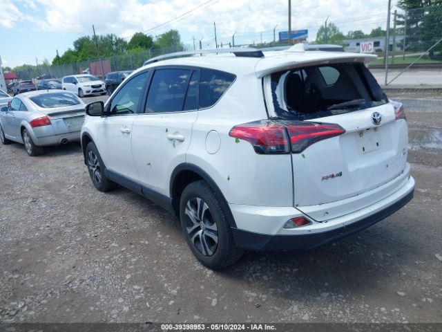 JTMBFREV0JJ239284 Toyota RAV4 LE