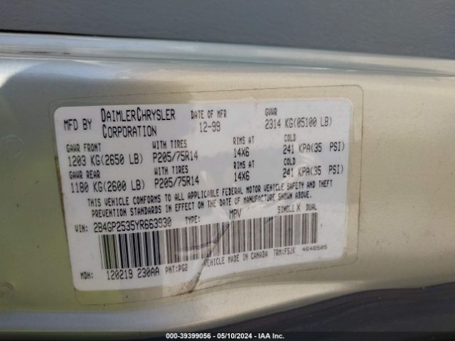 2000 DODGE CARAVAN 2B4GP2535YR663930 Photo 8