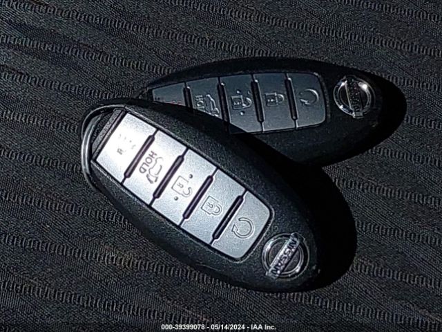 KNMAT2MT8JP572440 Nissan ROGUE SV
