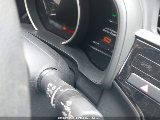 3HGGK5H89JM708523 Honda FIT EX