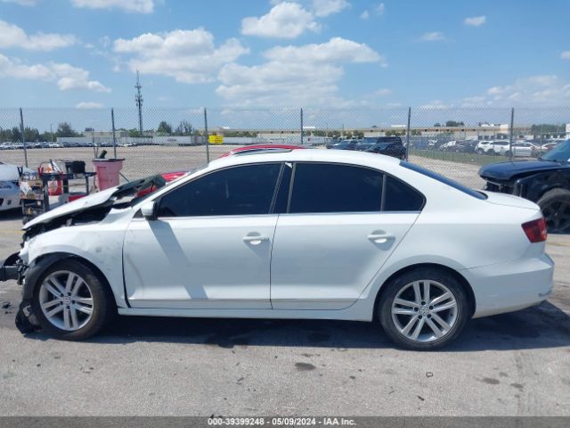 3VWL17AJ5HM413760 Volkswagen Jetta 1.8t Sel/1.8t Sel Premium