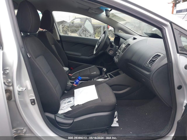 KIA FORTE LX 2018 KNAFK5A8XJ5773386 Image 5